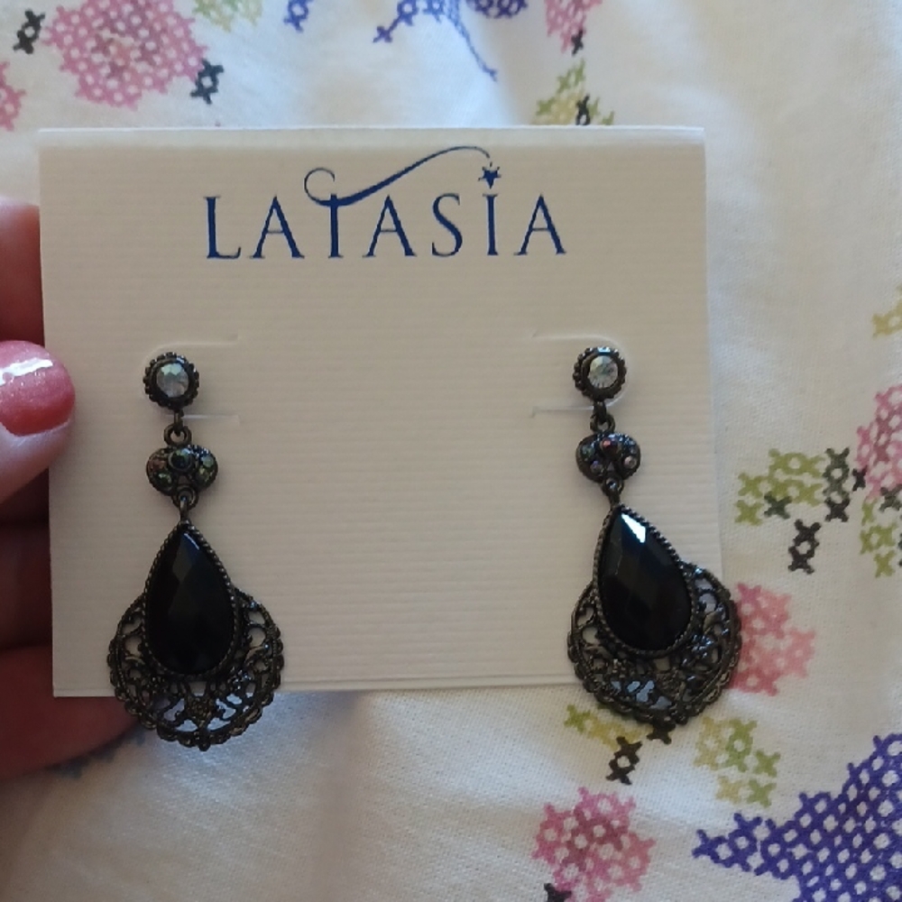New Latasia Black Gothic Drop Earrings